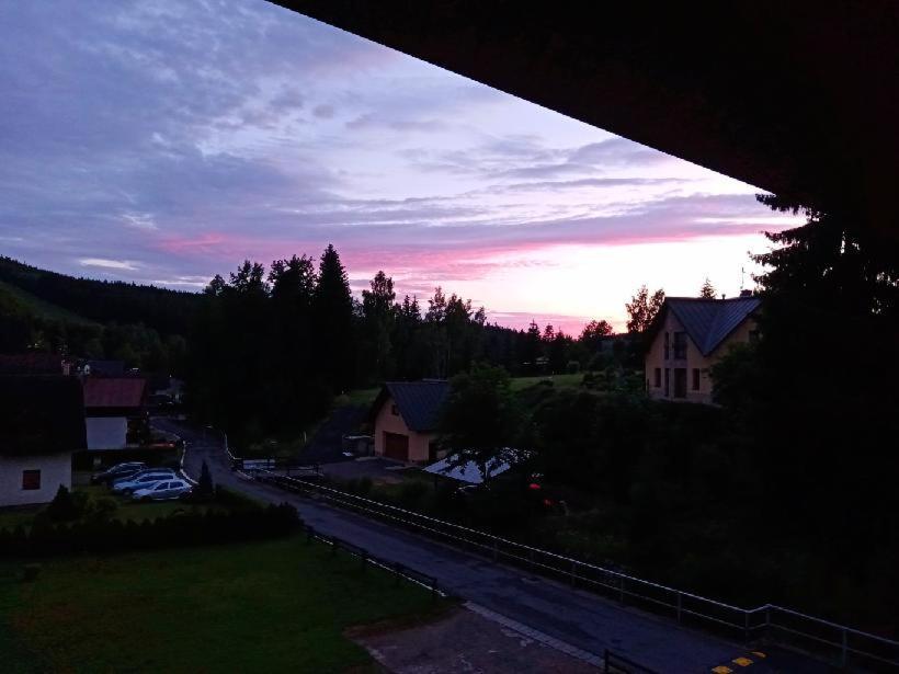 Apartmany Alliss Harrachov Buitenkant foto